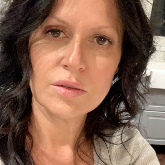 Meet your Posher, Dianne - Picture 1 of 1